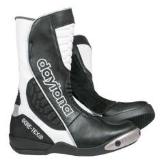 Daytona Strive GTX motorcycle boots